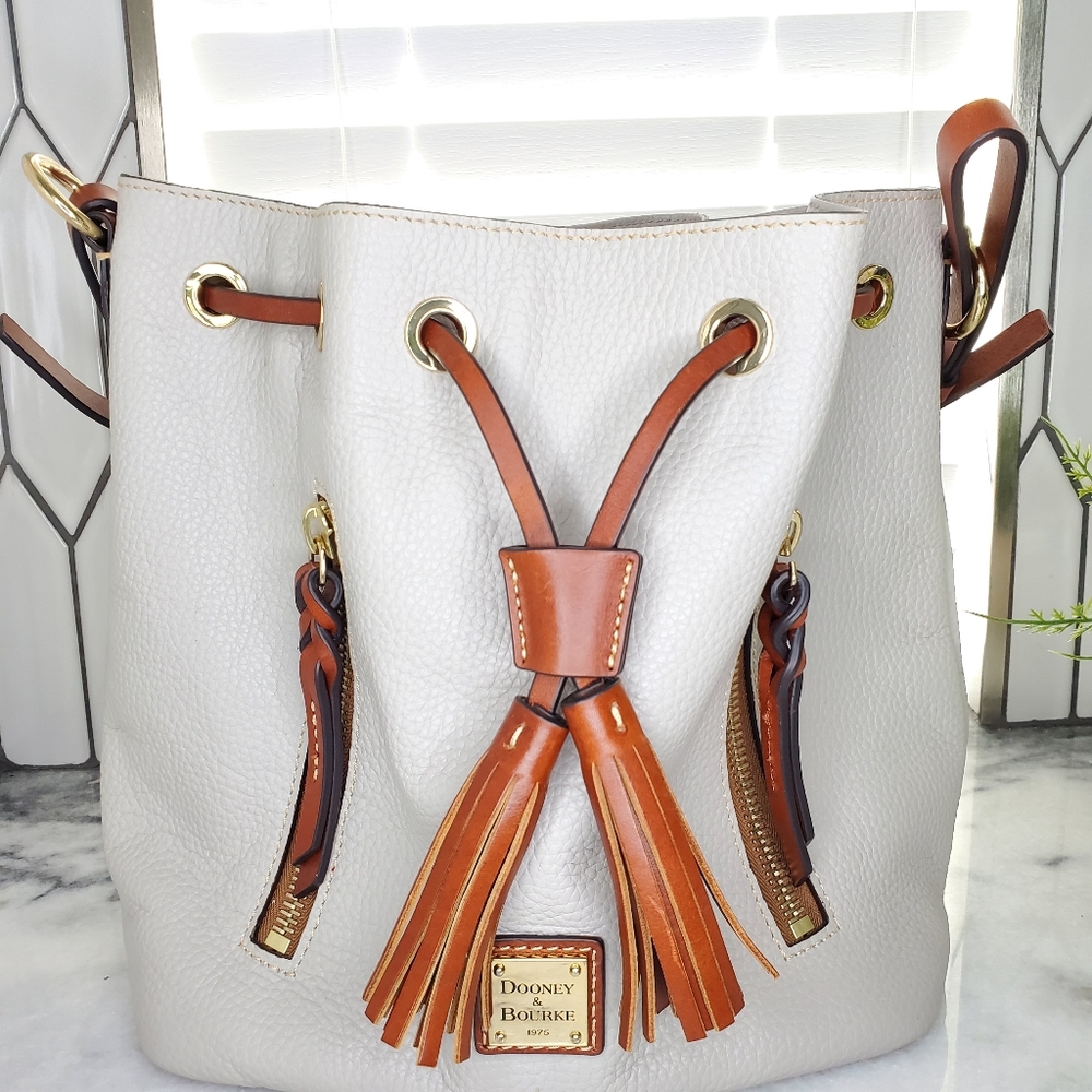 SALE!! Dooney & Bourke - Picture 3 of 16